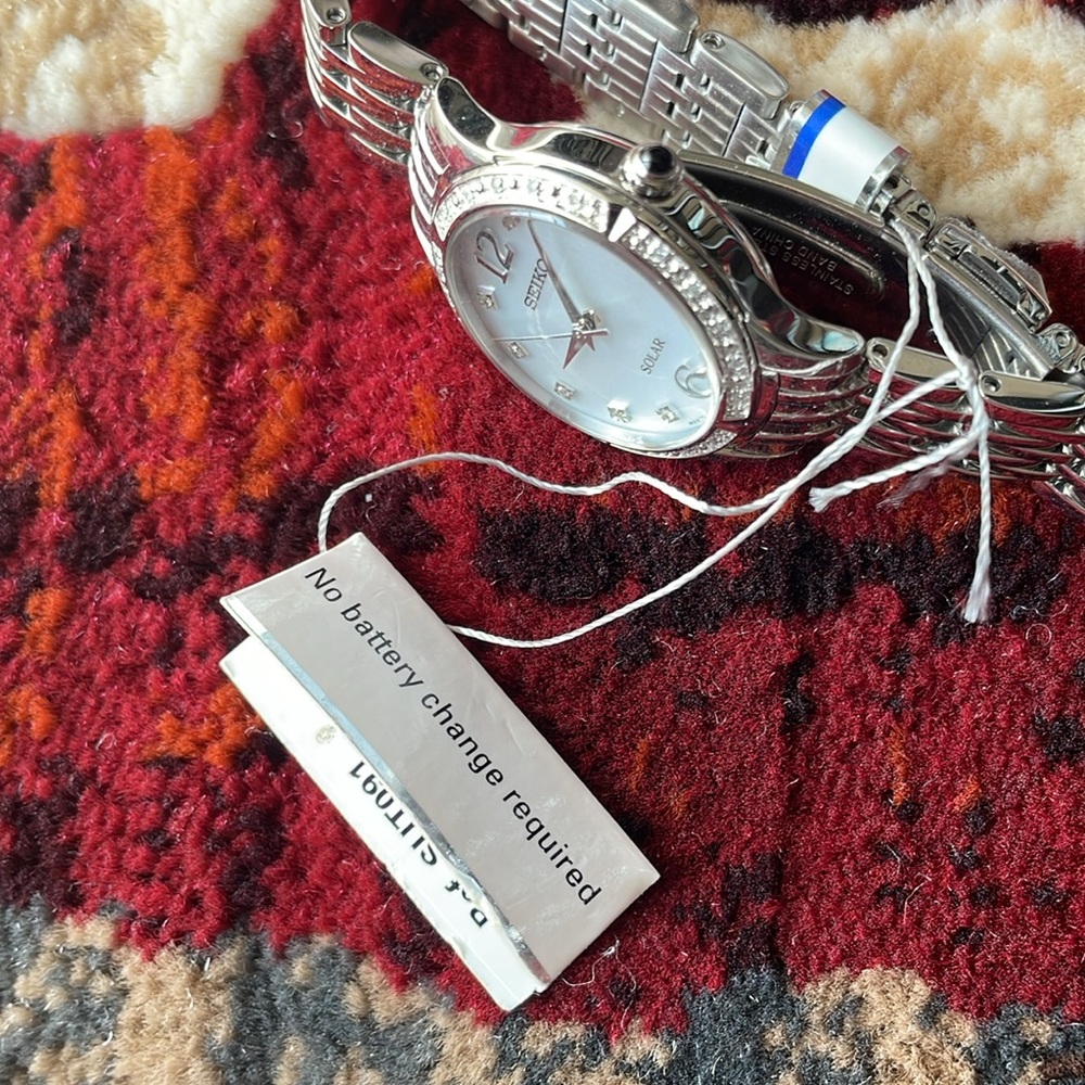 SEIKO Solar Core Diamond Watch - Picture 8 of 13